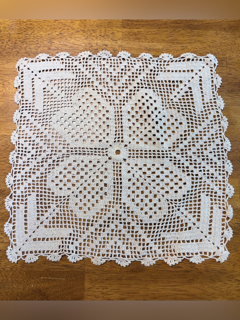 Vintage square filet crochet handmade doily.Cream cotton,13 inch X 13 inch